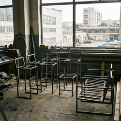 Превью - Стулья на металлическом каркасе